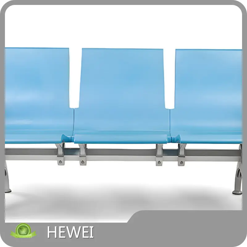 HEWEI機場候機區座椅製造商採用高密度模壓聚氨酯泡沫，並整合多層複合支撐板。靠背由冷軋鋼板製成，表面採用標準銀色光澤漆。工廠 1