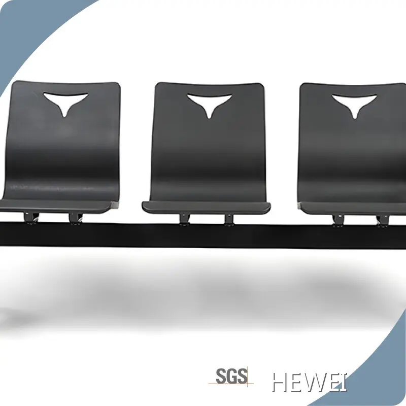 HEWEI 診所候診椅，一體成型聚氨酯泡沫，內建鋼架。製造商 1